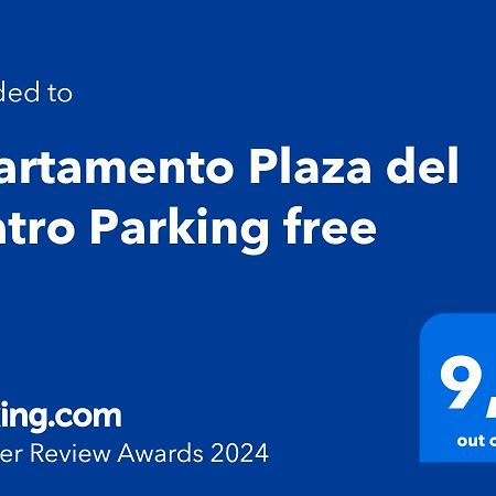 Apartamento Plaza Del Teatro Parking Free Malaga Bagian luar foto