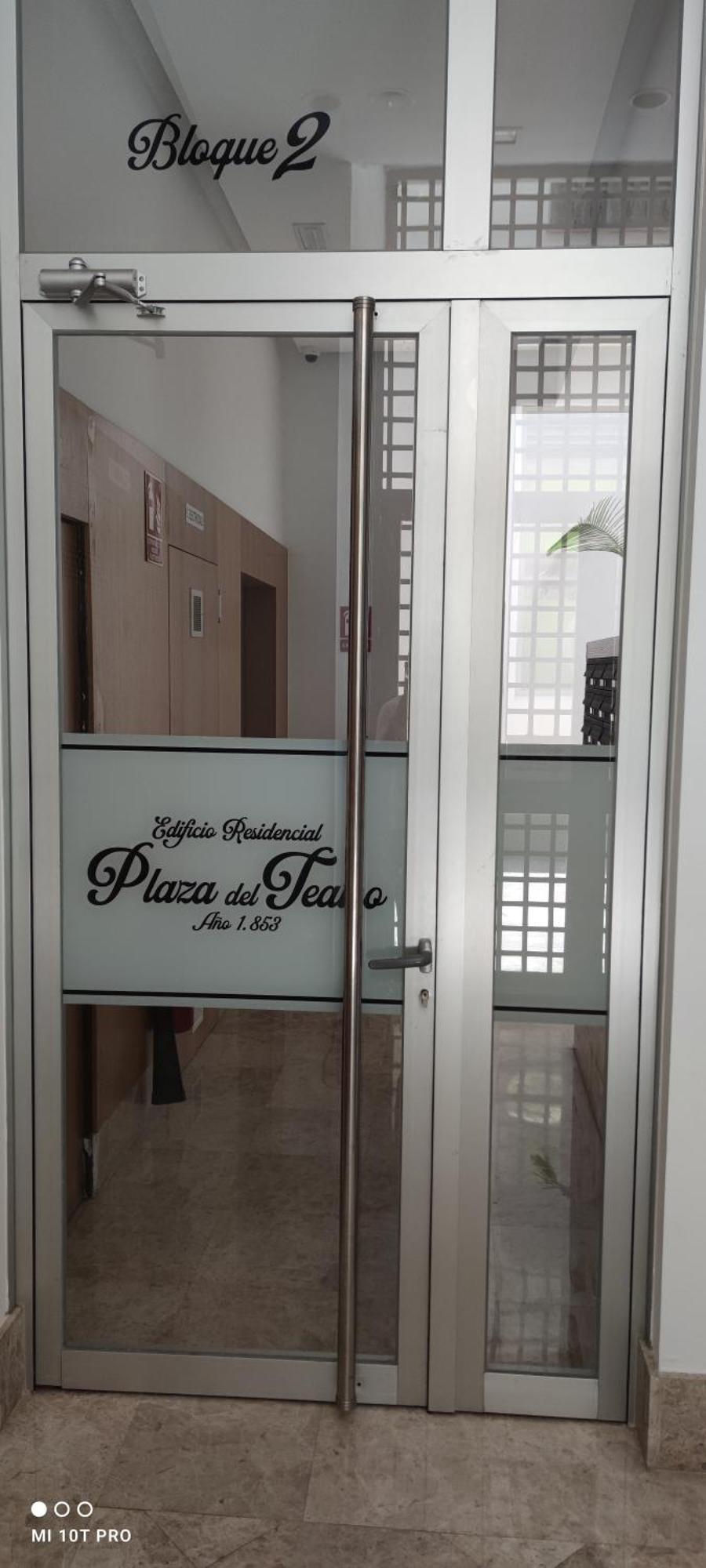 Apartamento Plaza Del Teatro Parking Free Malaga Bagian luar foto